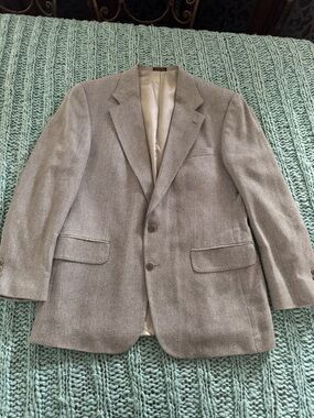Bachrach Herringbone Sport Coat in Light Gray